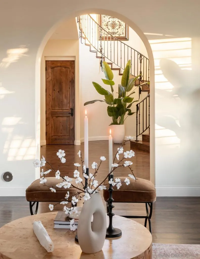 17488 La Brisa Rancho Santa Fe, CA 92067