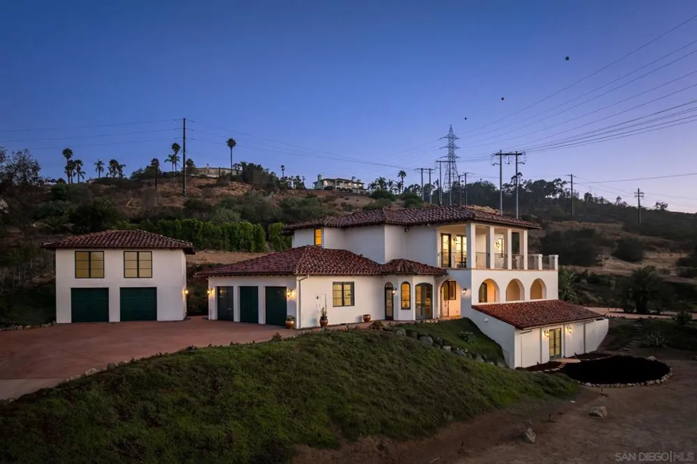 17488 La Brisa Rancho Santa Fe, CA 92067