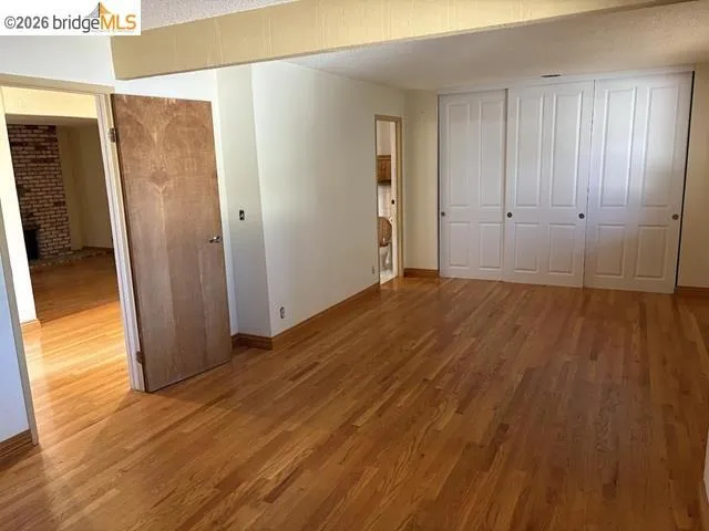 8781 Mountain Blvd #5 Oakland, CA 94605