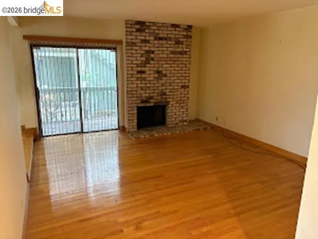 8781 Mountain Blvd #5 Oakland, CA 94605