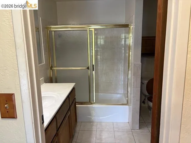 8781 Mountain Blvd #5 Oakland, CA 94605