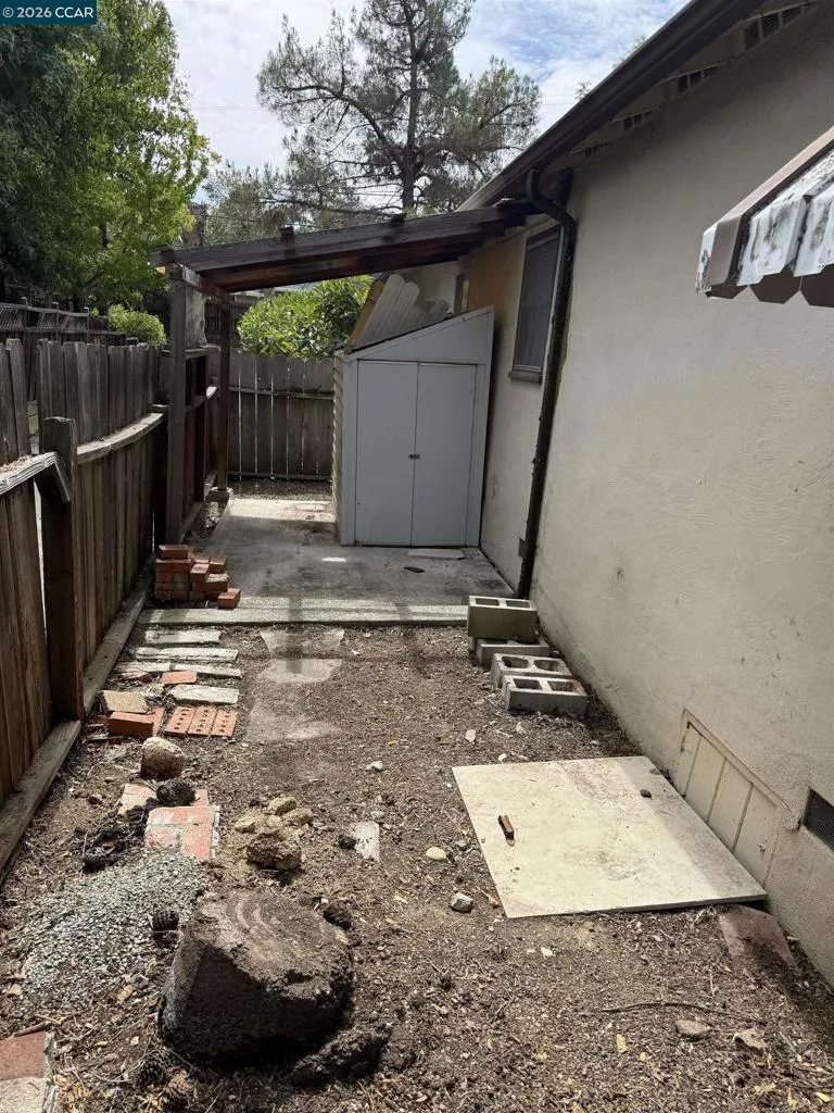 218 Wootten Dr Walnut Creek, CA 94597