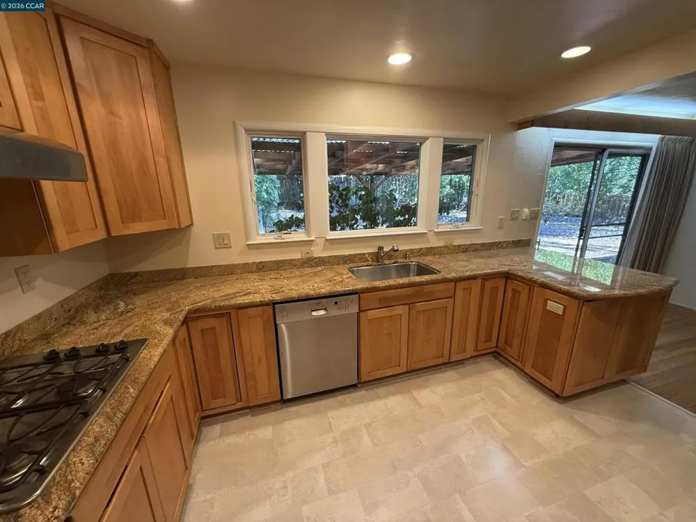 218 Wootten Dr Walnut Creek, CA 94597