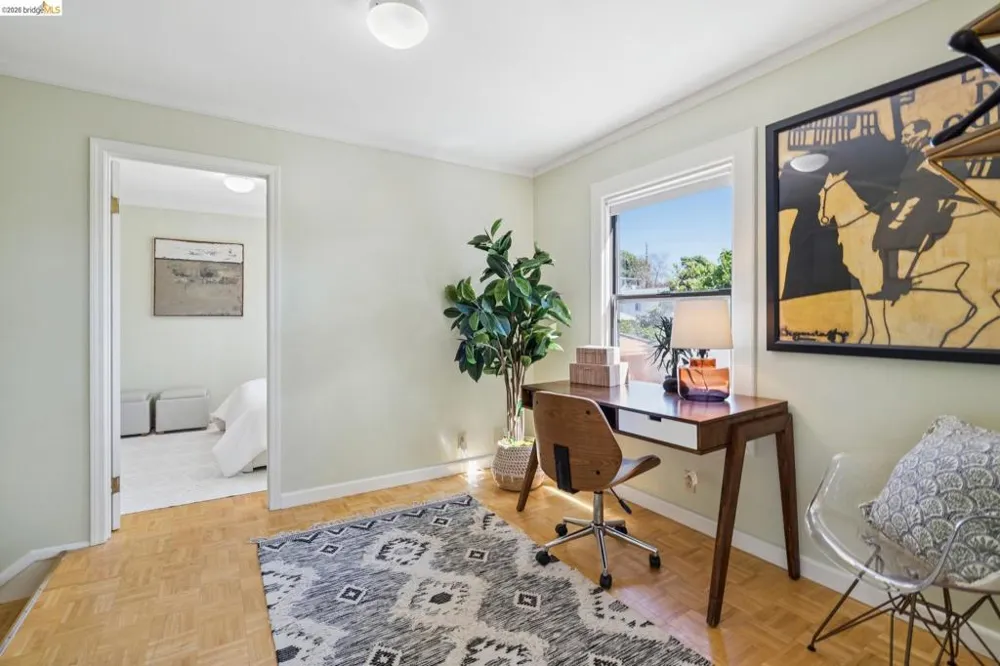 2328 Bartlett St Oakland, CA 94601