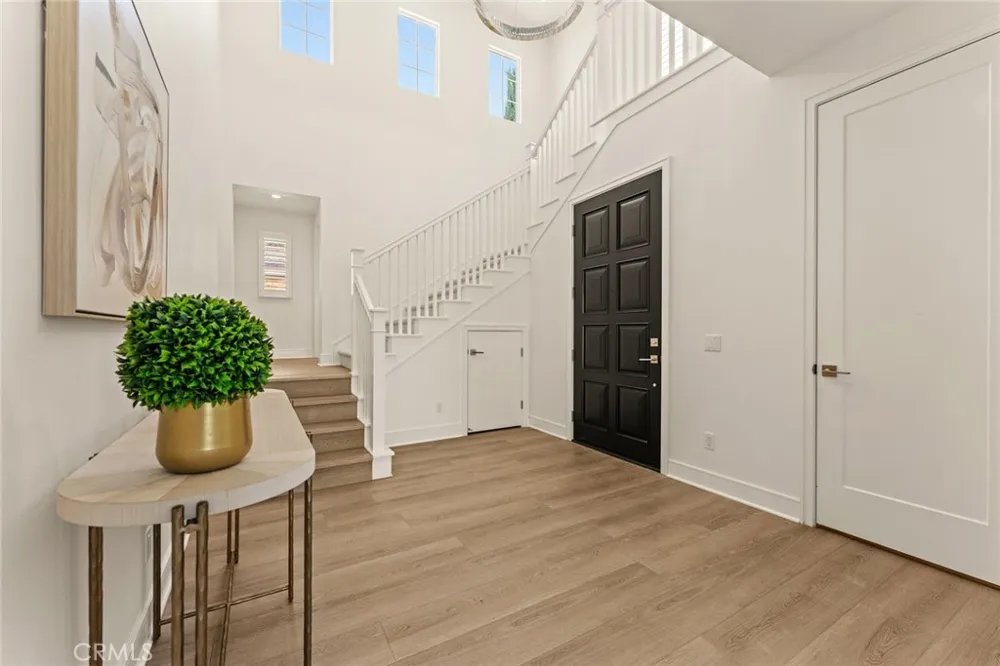 115 Della Irvine, CA 92602