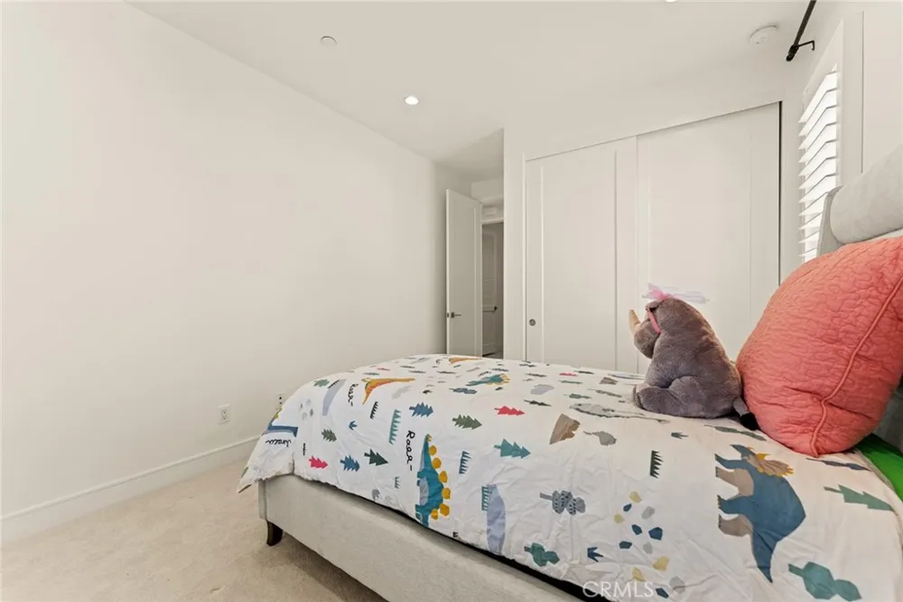 115 Della Irvine, CA 92602