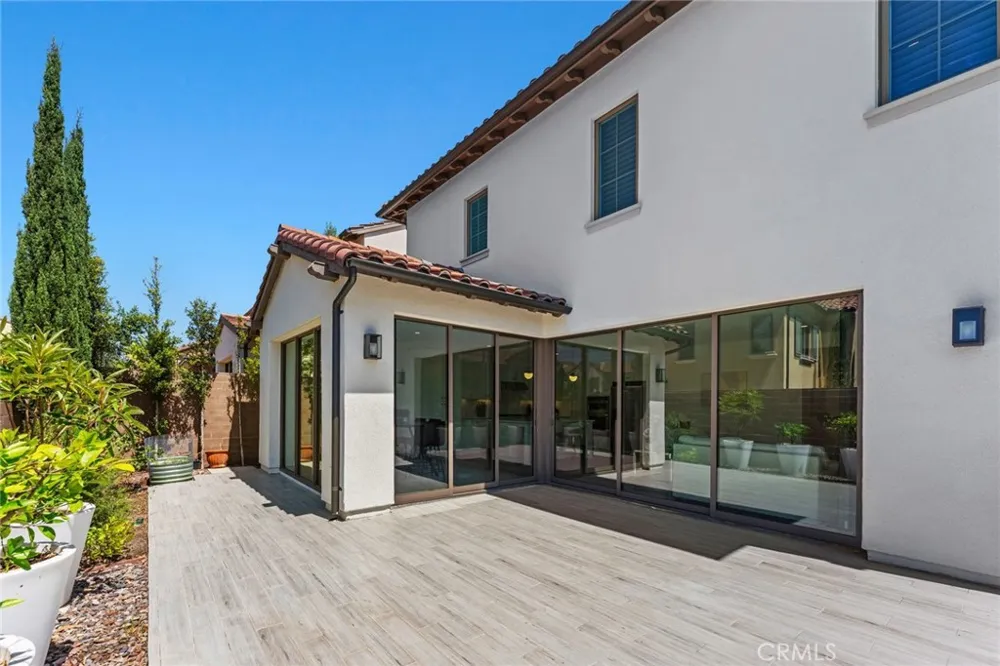 115 Della Irvine, CA 92602