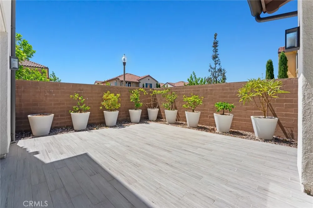 115 Della Irvine, CA 92602
