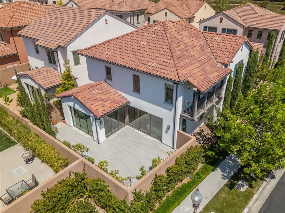 115 Della Irvine, CA 92602