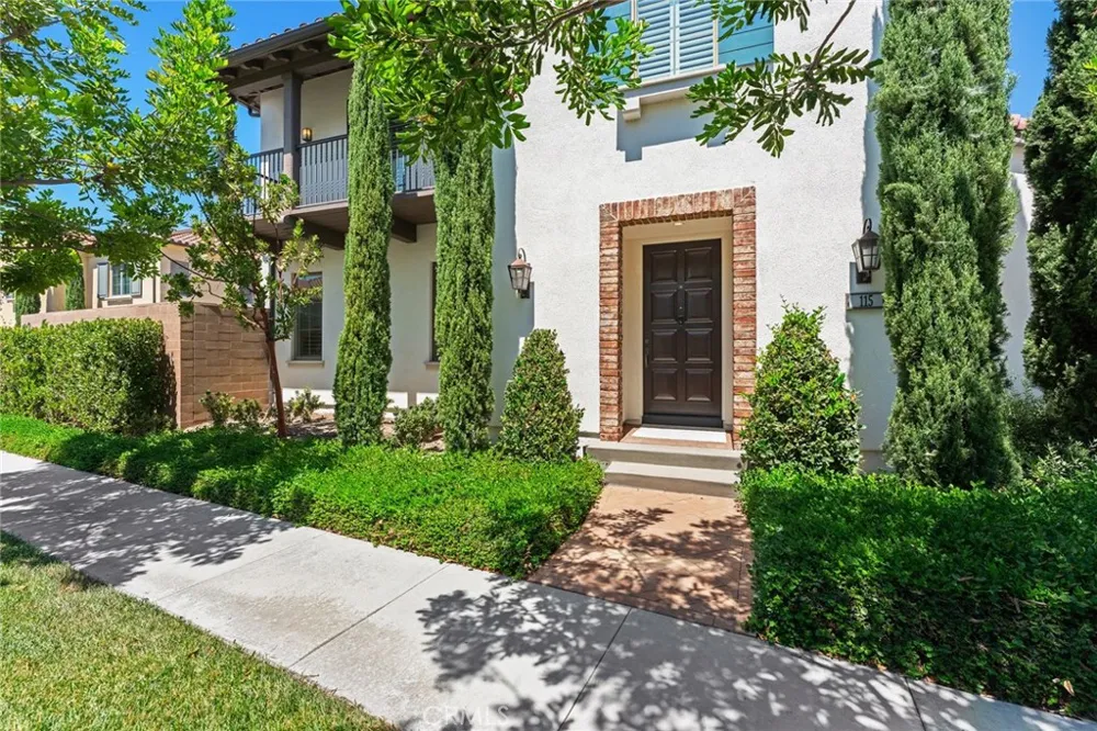 115 Della Irvine, CA 92602