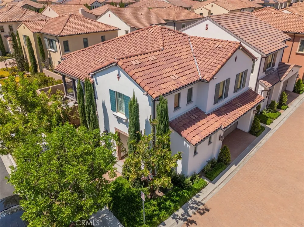 115 Della Irvine, CA 92602