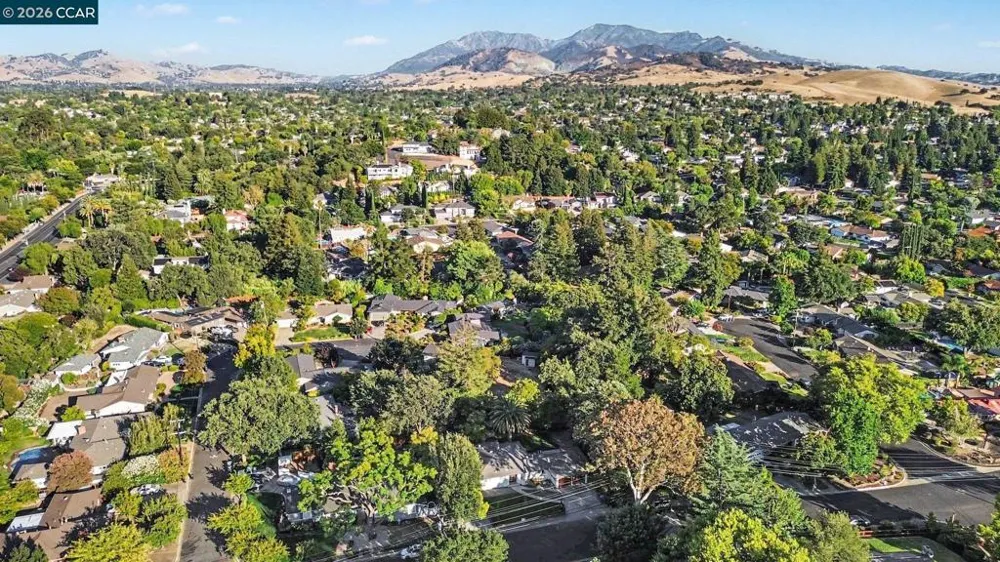 1174 Saint Francis Dr Concord, CA 94518