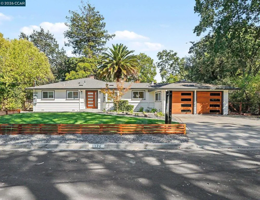 1174 Saint Francis Dr Concord, CA 94518