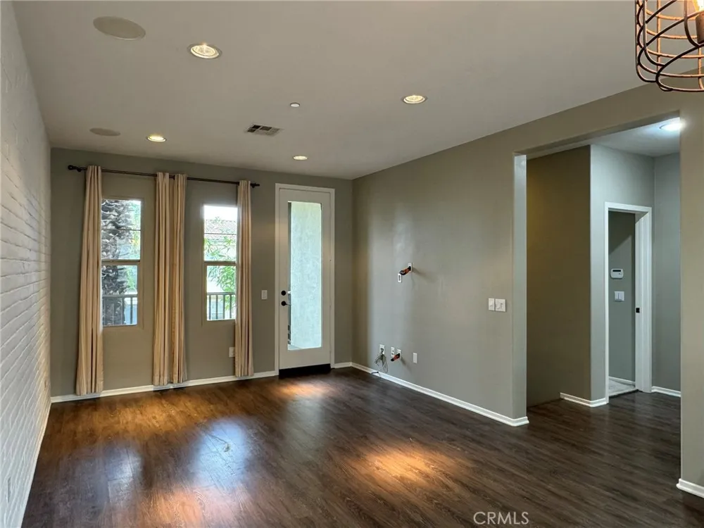 714 S Casita Anaheim, CA 92805