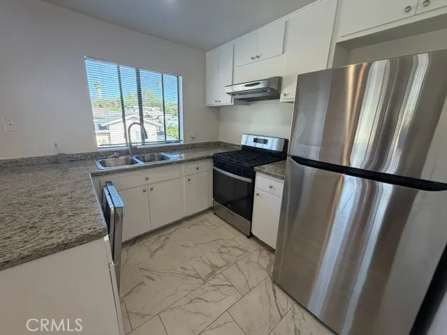 9961 Marcus Avenue #2 Tujunga, CA 91042
