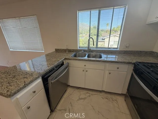 9961 Marcus Avenue #2 Tujunga, CA 91042
