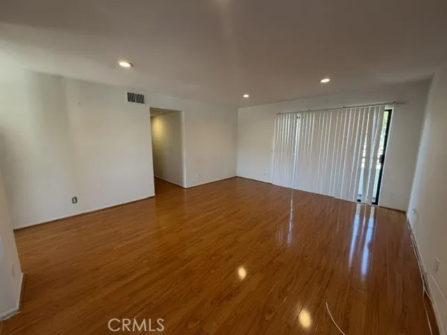 9961 Marcus Avenue #2 Tujunga, CA 91042