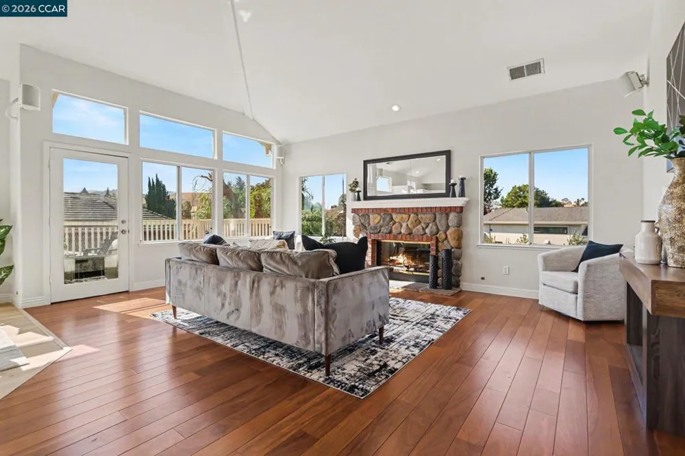 4004 Browning Dr Concord, CA 94518