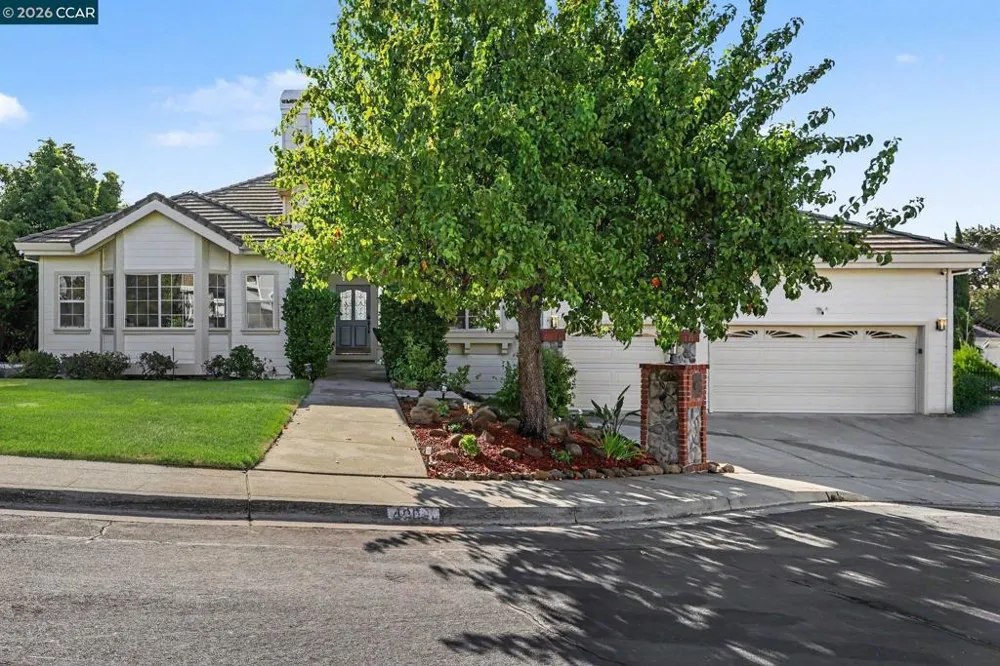 4004 Browning Dr Concord, CA 94518