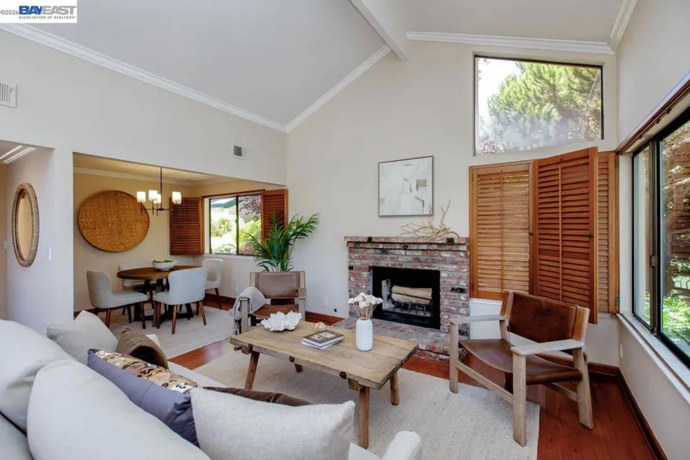 918 Ironwood Rd Alameda, CA 94502