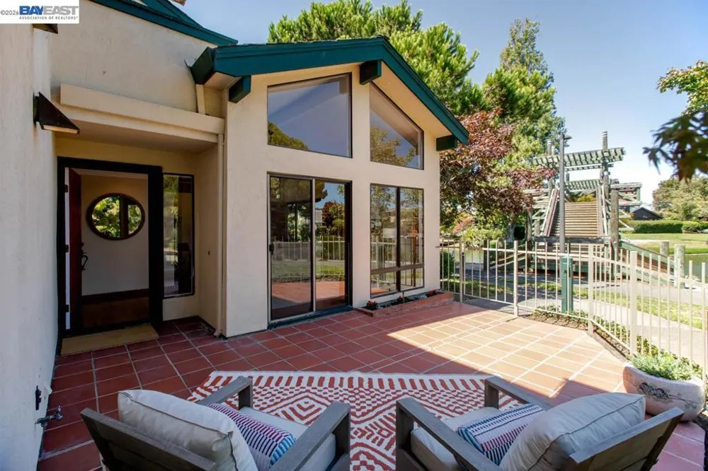 918 Ironwood Rd Alameda, CA 94502
