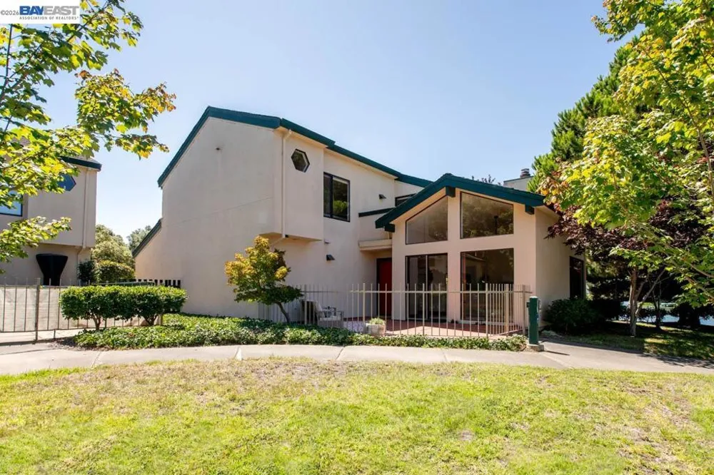 918 Ironwood Rd Alameda, CA 94502