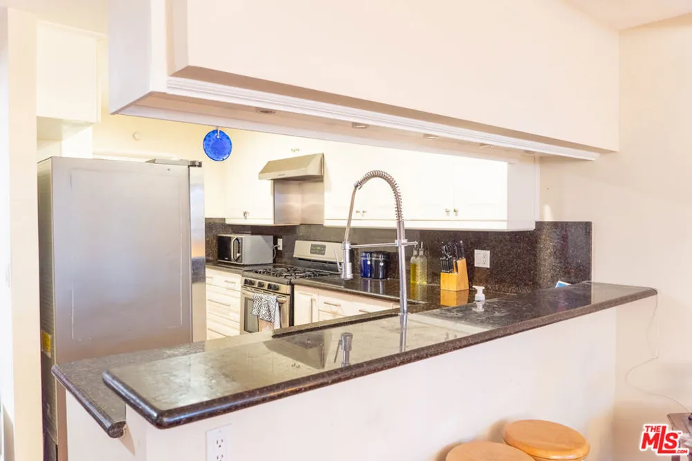 9025 Willis Avenue #158 Los Angeles, CA 91402