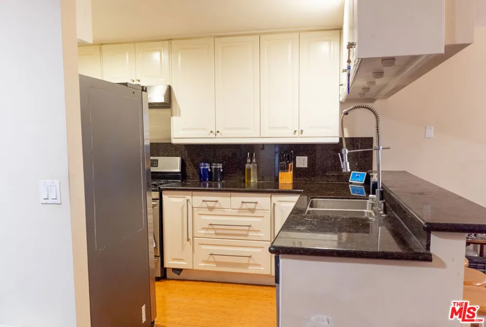 9025 Willis Avenue #158 Los Angeles, CA 91402