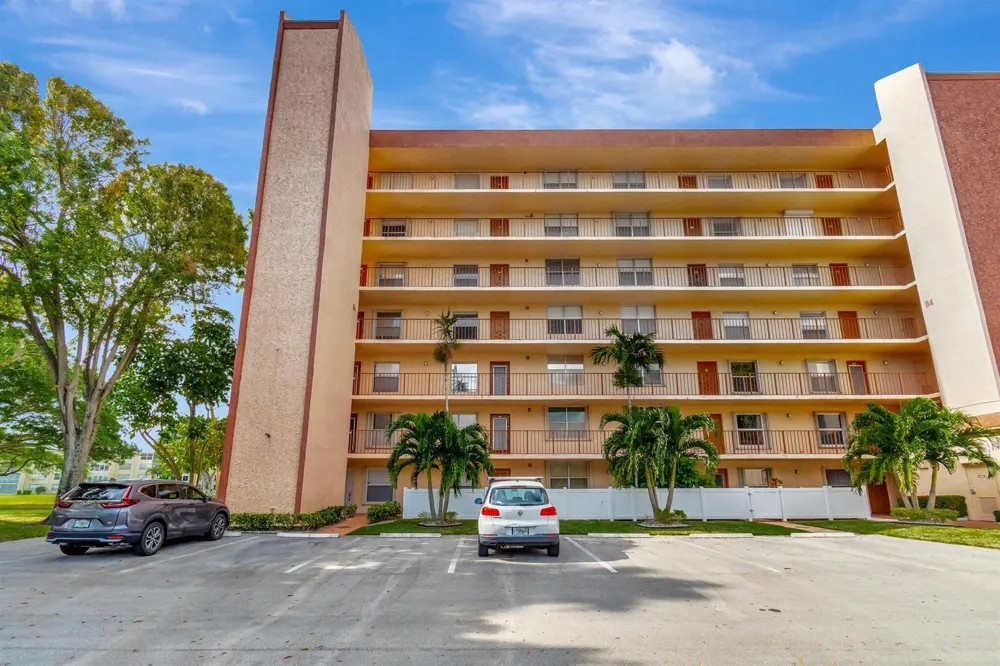 14623 Bonaire Boulevard #502 Delray Beach, FL 33446