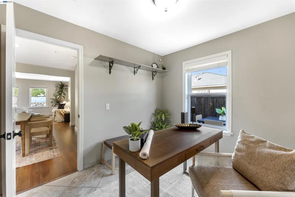 1956 5th Livermore, CA 94550