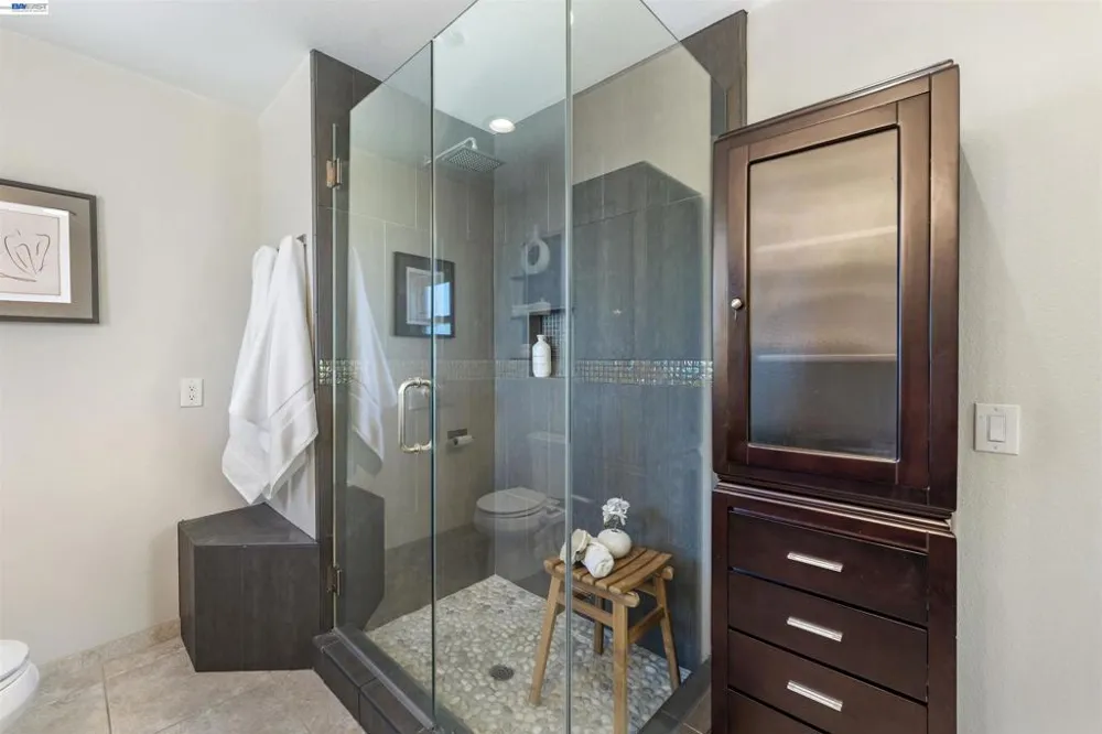 1956 5th Livermore, CA 94550