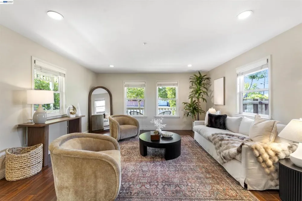 1956 5th Livermore, CA 94550