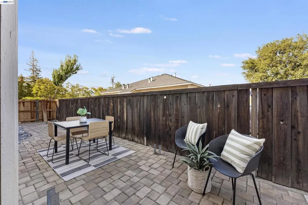 1956 5th Livermore, CA 94550