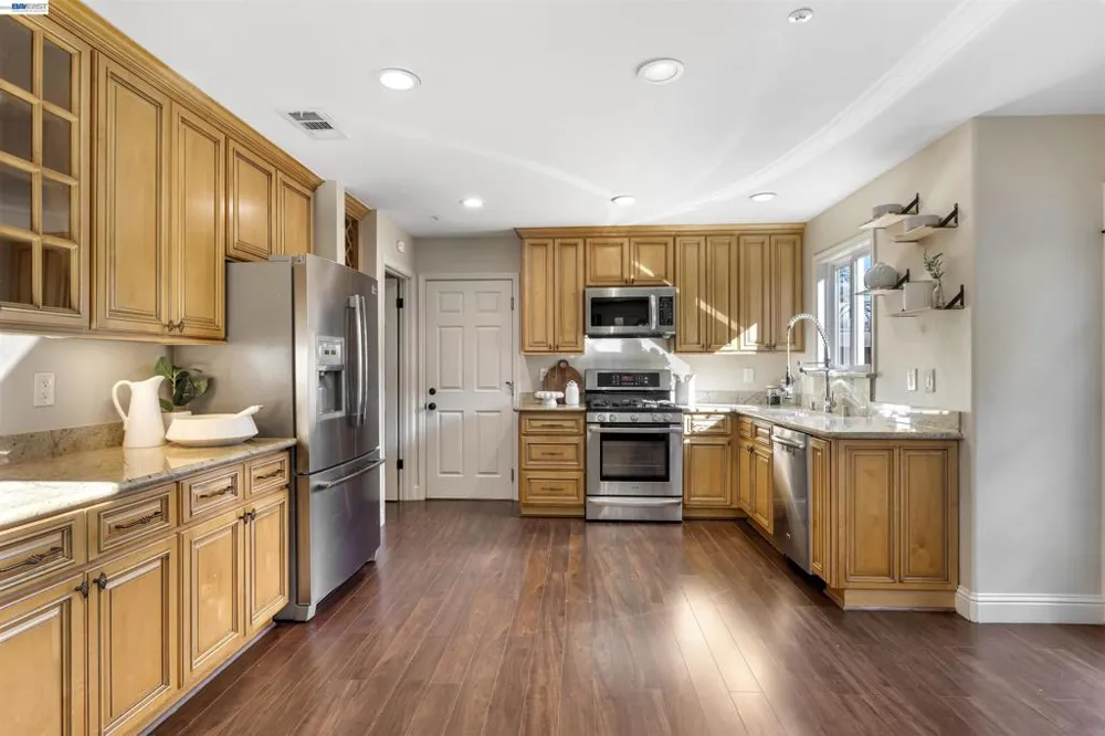 1956 5th Livermore, CA 94550