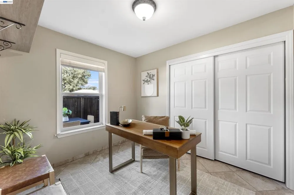 1956 5th Livermore, CA 94550