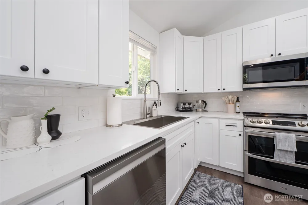 29217 Sandridge Road Ocean Park, WA 98640