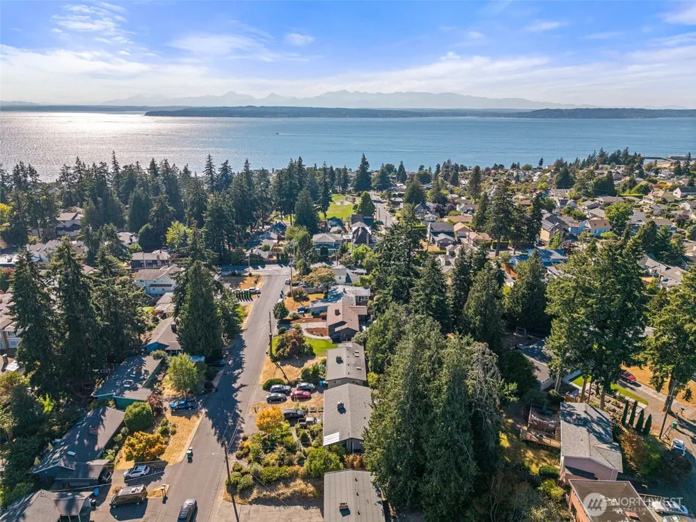 1836 NW 197th Street Shoreline, WA 98177