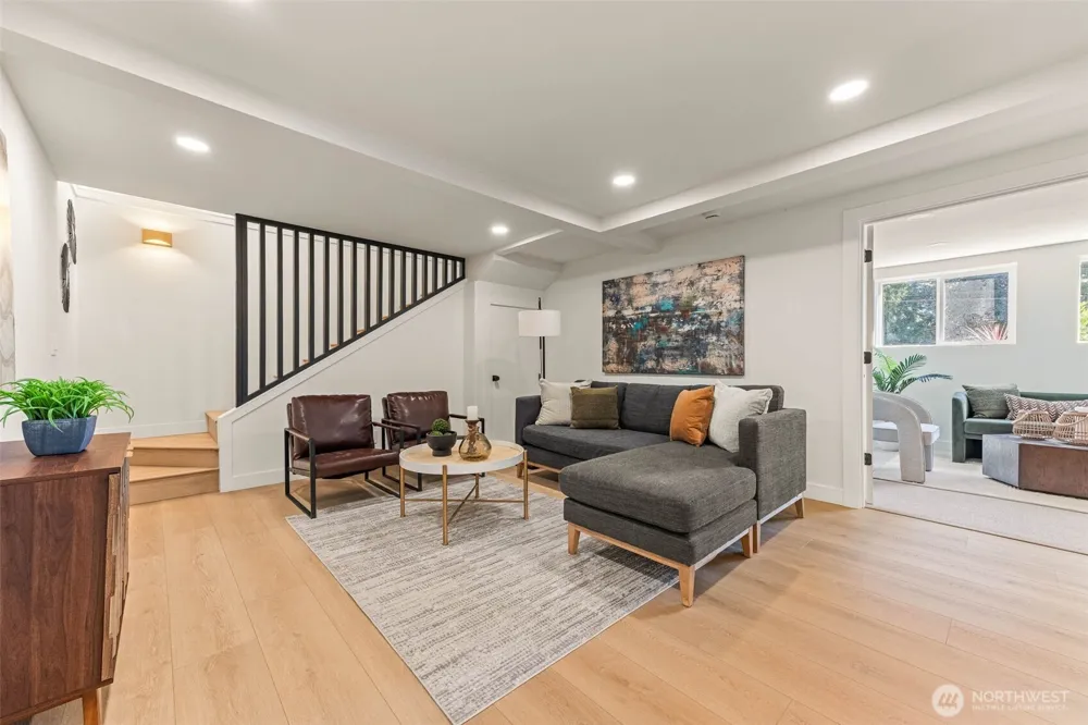 1836 NW 197th Street Shoreline, WA 98177
