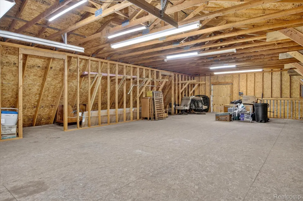 11175 Elmview Street Romulus City, MI 48174