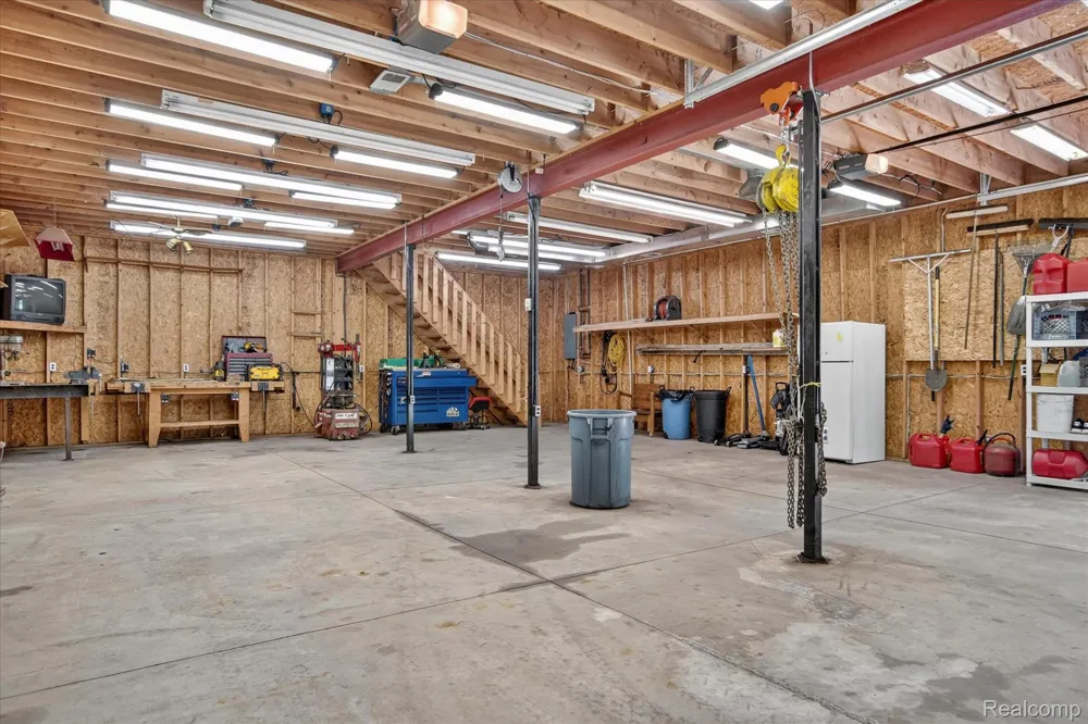11175 Elmview Street Romulus City, MI 48174