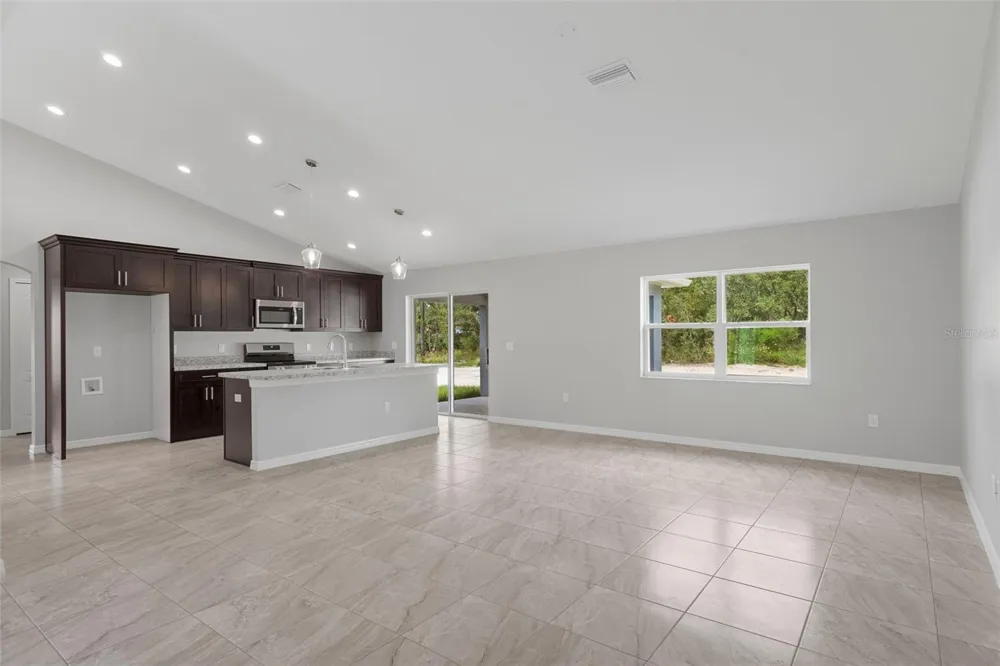 12085 MANASSAS AVENUE Weeki Wachee, FL 34614
