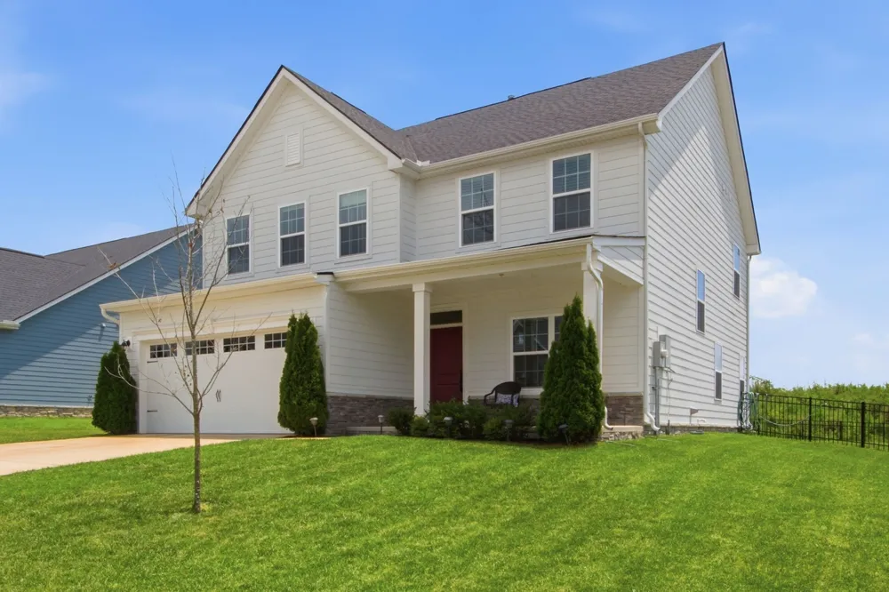 3032 Manchester Dr Spring Hill, TN 37174