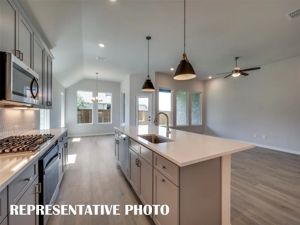 16436 Thistle Bend Drive Justin, TX 76247