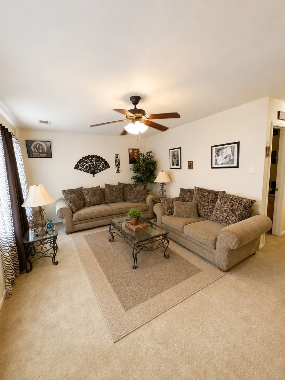 2851 Ector Drive Grand Prairie, TX 75052