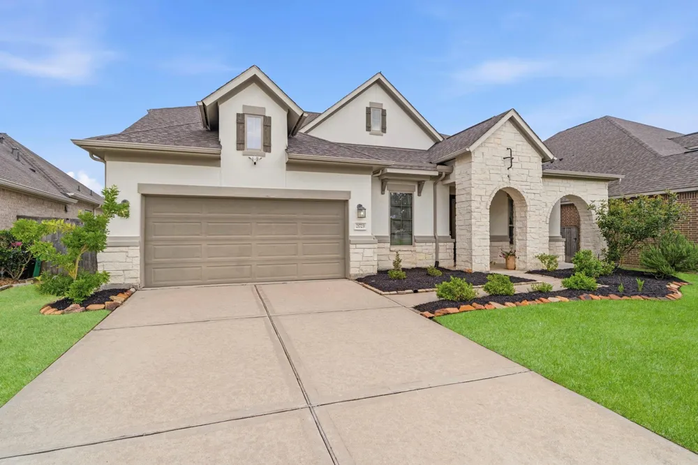 21723 Albertine Drive Tomball, TX 77377