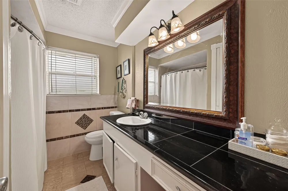 10807 Chimney Rock Road Houston, TX 77096