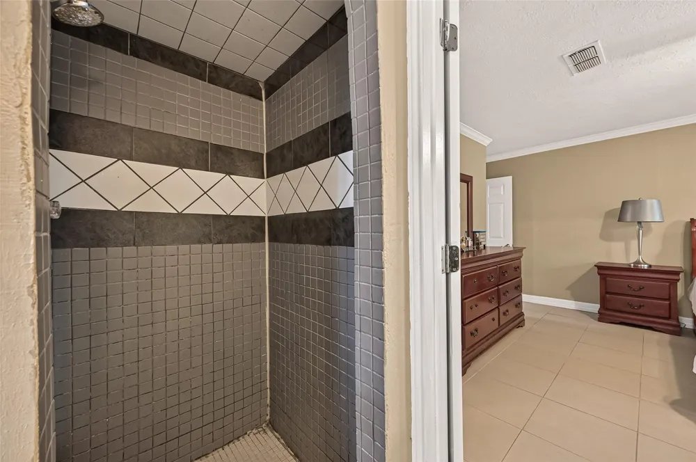 10807 Chimney Rock Road Houston, TX 77096