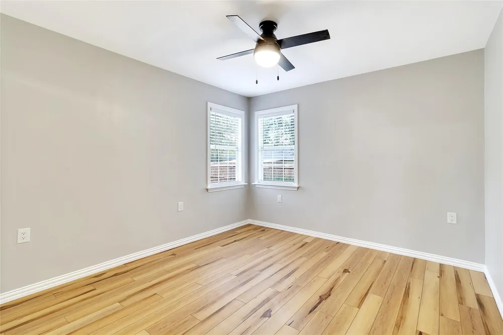 172 Pine Needle St Onalaska, TX 77360