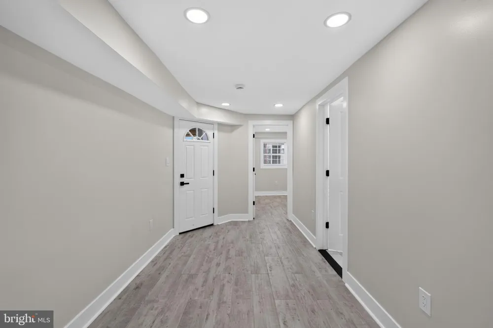 5633 FLORENCE AVENUE Philadelphia, PA 19143