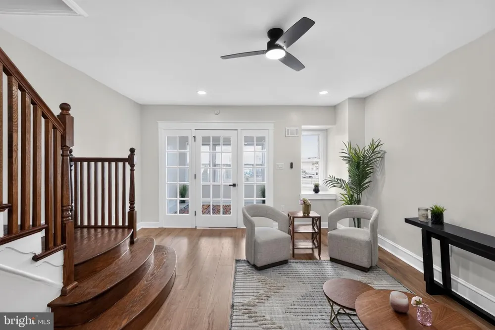 5633 FLORENCE AVENUE Philadelphia, PA 19143